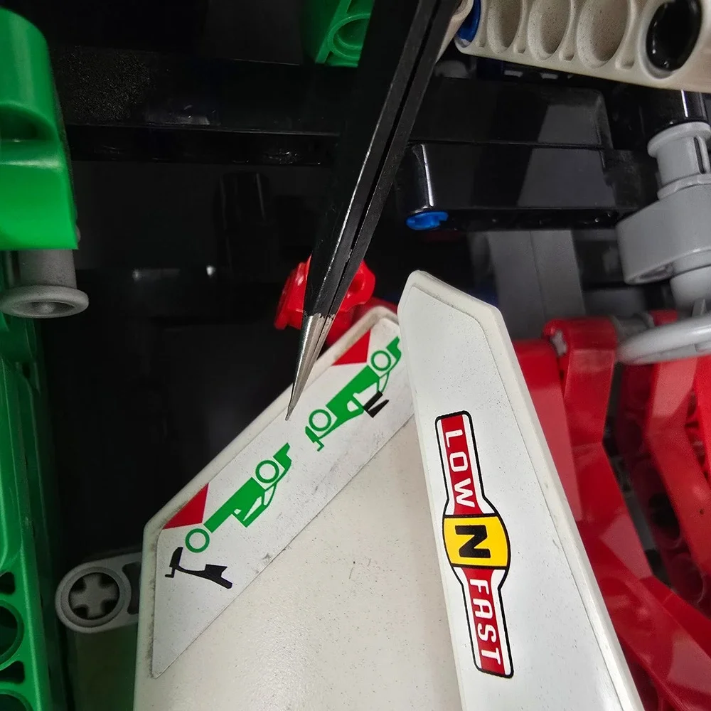 LEGO Technic 24 Hours Race Car 42039 Green White V8 Engine 2-in-1 Model